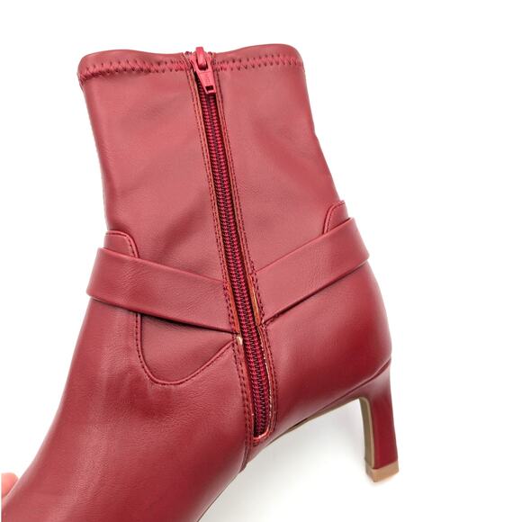 DV Dolce Vita Gavani Ankle Heel Boots Side Zip Women's Red Size US7 EU38 - Picture 15 of 16